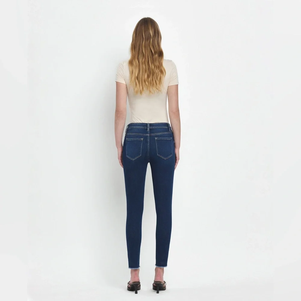 Vervet Emerson Mid Rise Raw Hem Crop Skinny Jeans Size 31 - Picture 7 of 7